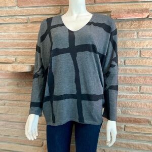 Enti Lightweight Sweater Medium